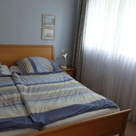Semesterbostad Ferienwohnung-sanwald *